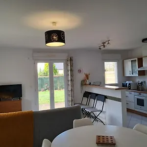 Au Rdc Avec Jardin Clos, Au Calme. Appartement